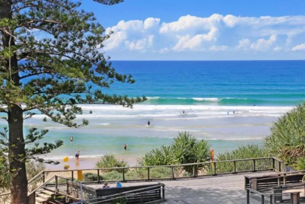 Beach House With Spa Among The Trees Coolum Beach 0*,