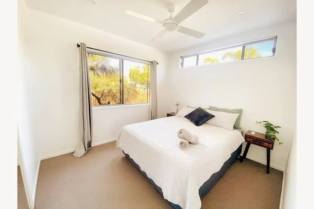 Beach House With Spa Among The Trees Coolum Beach