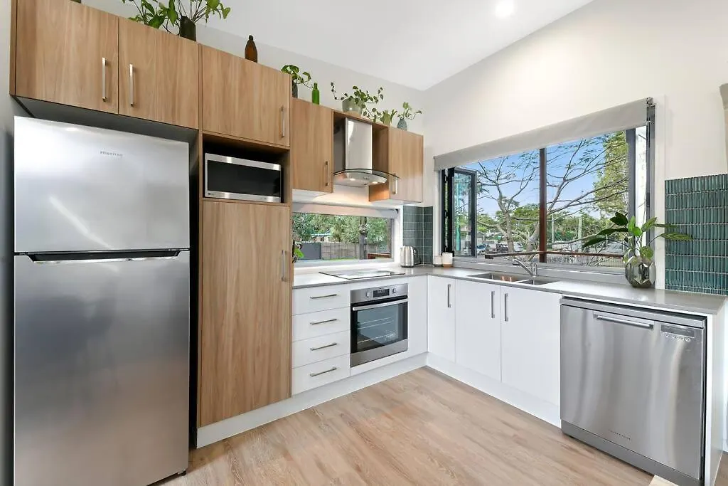 Beach House With Spa Among The Trees Coolum Beach Holiday home
