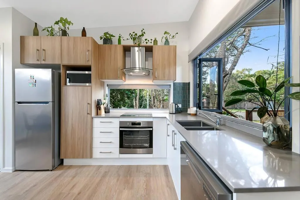 Holiday home Beach House With Spa Among The Trees Coolum Beach